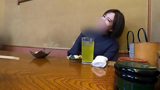 暴露〜エステティシャンの若妻との浮気密会、